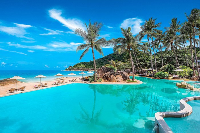 beachfront-pool.jpg