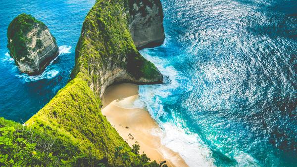 manta_bay_nusa_penida_island_bali_indonesia-FILL-w600h338.jpg-2-FILL-w600h338.jpg