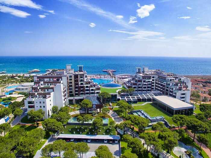 selectum-luxury-resort.jpg