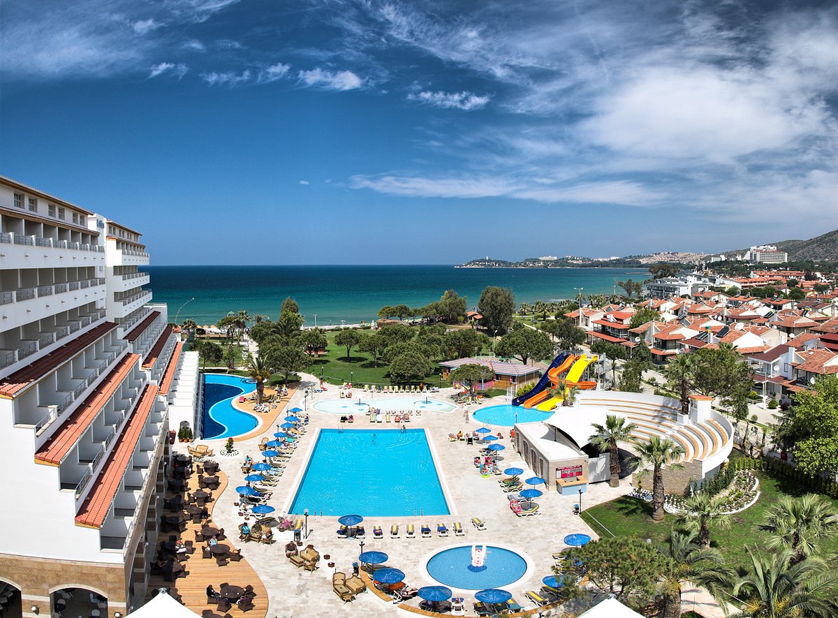 KUS ADASI POOL.jpg